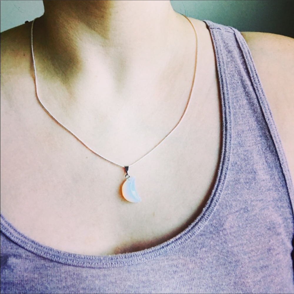 Opalite Moon🌙 Sterling Silver .925 Necklace💫 - Picture 1 of 4